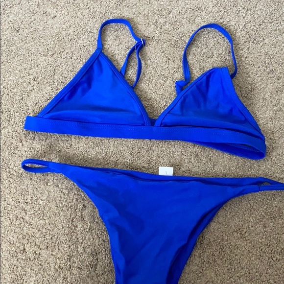 Blue bikini set - Picture 2 of 5